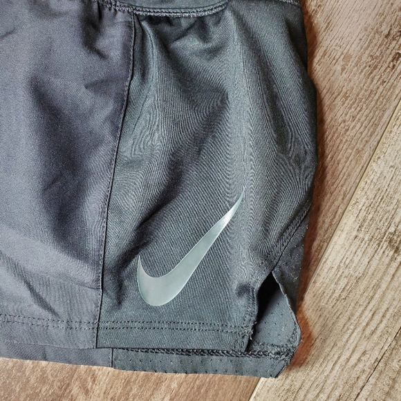 Nike Dri-Fit Eclipse Black Women's Size Medium 3" JDI Running Shorts Activewear - Picture 13 of 16